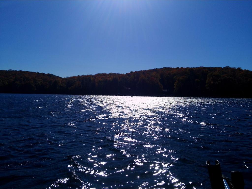 Little Hawk Resort & Marina Algonquin Highlands ภายนอก รูปภาพ
